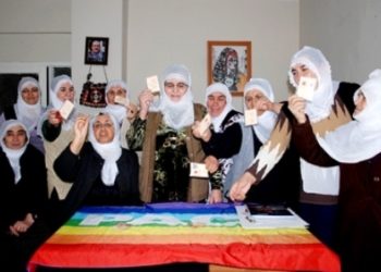 Al Kimliğini Başına Çal