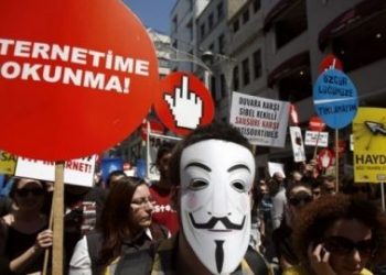 Özgürlük Düşmani İnternet Yasasi Meclis’ten Geçti