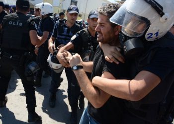 AKP’nin fizik, kimya, biyoloji korkusu ve düşmanlığı