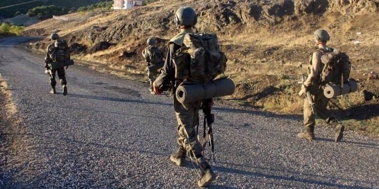 İşgalci Türk Ordusu Sivil Yerleşim Alanlarına Fotokapan Yerleştiriyor!