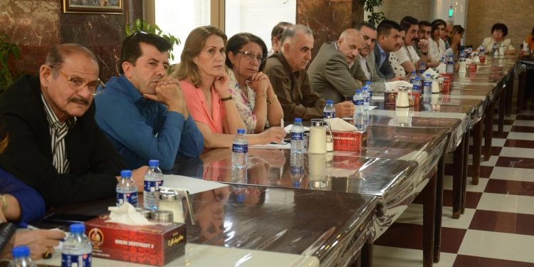 KNK di çarçoveya xebatên netewî de bi rewşenbîran re civiya