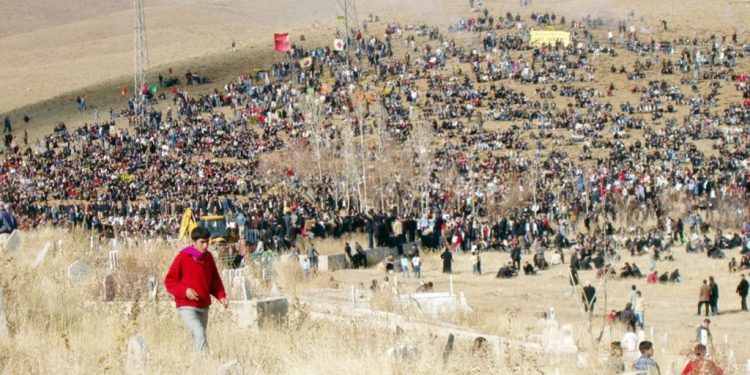 Var Olunan, Yaşanılan Toprakları Savunmak
