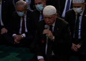 DIŞ DESTEKLE İKTİDAR OLAN AKP, ZORLANDIKÇA İÇERİYİ DIŞA SATMAYA BAŞLADI