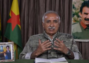 Karayilan: Divê Rêber Apo Azad Bibe û Hebûna Gelê Kurd Zagonî Bibe